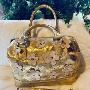 Charming Charlie Metallic Cutie👜👜👜